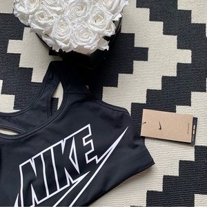 NWT Nike Sports Bra